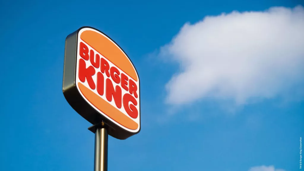 Burger King enfrenta cancelamento após tweet de mal gosto